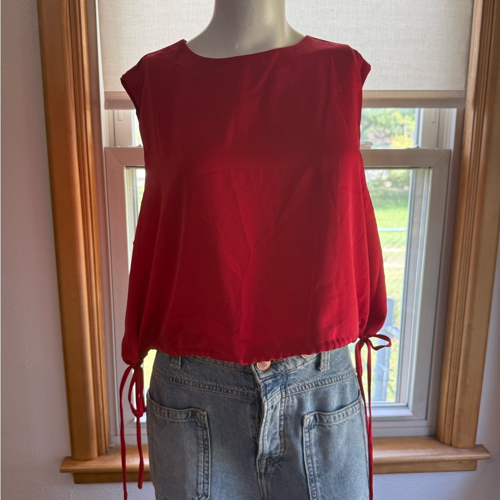Red Sleeveless Women's Top